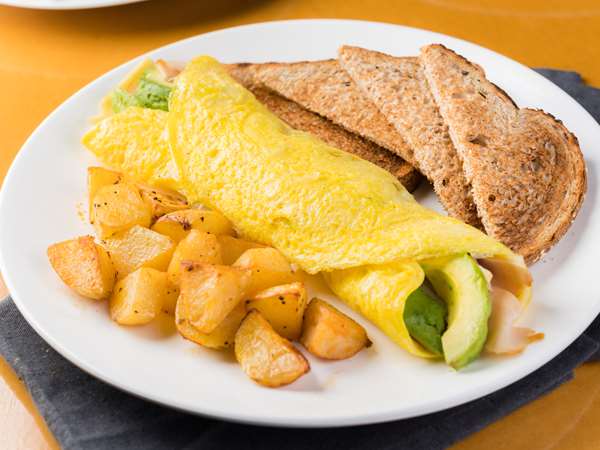 omelette with fresh avocado